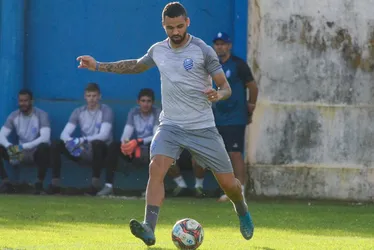 
			
				A seis pontos do G-4, CSA reencontra o Brusque no Rei Pelé, pela Série B do Brasileiro
			
			