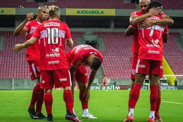 
			
				Retrospectiva 2021 do CRB: Mesmo sem títulos, Galo fez história na Copa do Brasil e na Série B
			
			