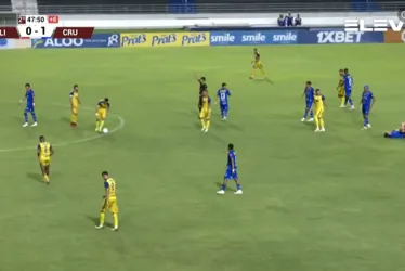 
			
				Cruzeiro-AL vence o Desportivo Aliança no Rei Pelé e conquista o título da Copa Alagoas 2022: 1x0
			
			