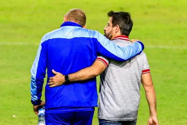 
			
				Neste sábado (5), Mozart Santos disputará o 4º clássico alagoano como treinador do CSA
			
			
