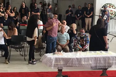
			
				Famosos se despedem de Gal Costa no velório em São Paulo
			
			