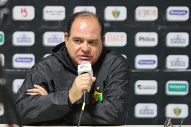 
			
				A seis pontos do G-4, CSA reencontra o Brusque no Rei Pelé, pela Série B do Brasileiro
			
			
