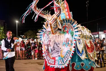 
				Do Maracatu ao coco de roda, Orla de Maceió festeja o Natal com apresentações culturais
			
			
