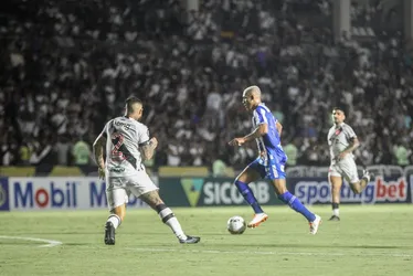 
			
				Com gol no 2º tempo, CSA perde para o Vasco e fica próximo do Z4 da Série B: 1 a 0
			
			