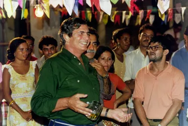 
				Tarcísio Meira morre aos 85 anos; Relembre carreira em FOTOS
			
			