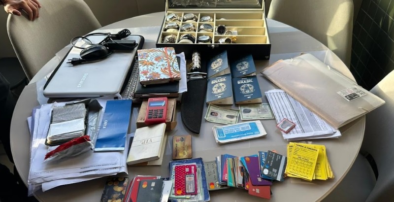 Material apreendido na operação
