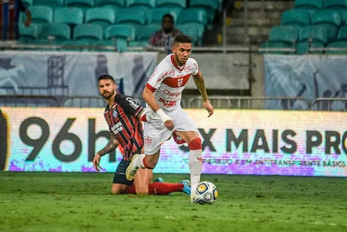 
				Já classificado, CRB perde para o Bahia e pega Sport no mata-mata: 3x0
			
			