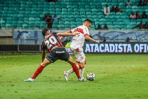 
				Já classificado, CRB perde para o Bahia e pega Sport no mata-mata: 3x0
			
			