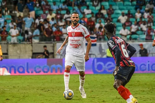 
				Já classificado, CRB perde para o Bahia e pega Sport no mata-mata: 3x0
			
			