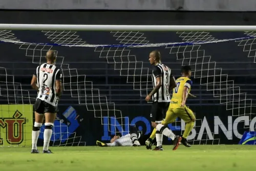 
				Em noite inspirada de Deola, ASA empata com o Aliança pela 3ª rodada do Alagoano: 1 a 1
			
			