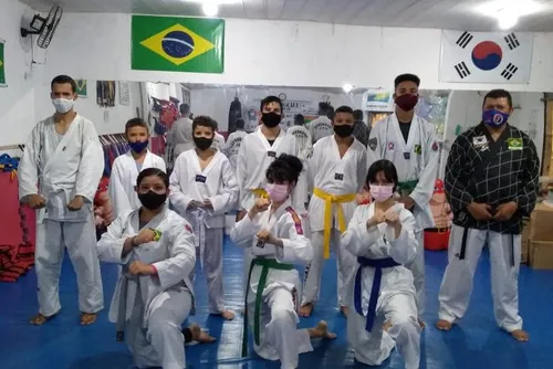 
				Campeã alagoana de taekwondo, ex-atleta da seleção brasileira pede ajuda para disputar campeonato na Bahia
			
			