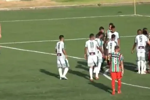 
				Outros 3 jogos movimentam a Copa Alagoas nesta quarta (16); veja quais são e a situação dos times!
			
			