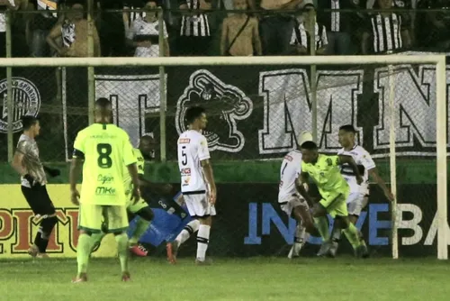 
				Com gol no fim, ASA vence o Murici fora de casa em jogo de ida das semis do Alagoano:2 a 1
			
			