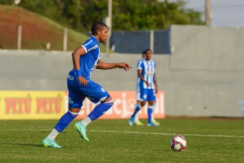 
				Yuri e Iury Castilho marcam e CSA vence o Londrina, fora de casa, pela Série B: 2 a 0
			
			