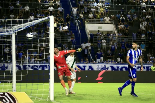 
				CSA goleia o Altos em Maceió e vai encarar o Sport nas quartas de final da Copa do NE: 3 a 0
			
			