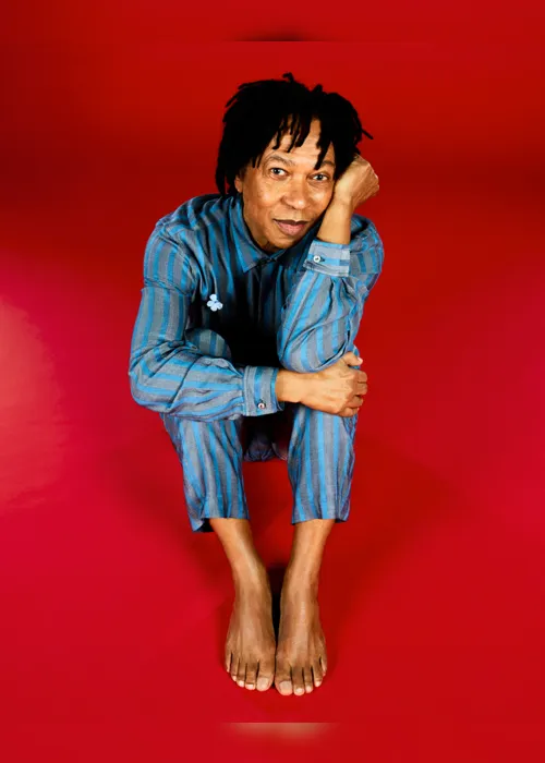 
			
				Djavan lança 'D', álbum escrito em Alagoas e que celebra o amor e a esperança
			
			