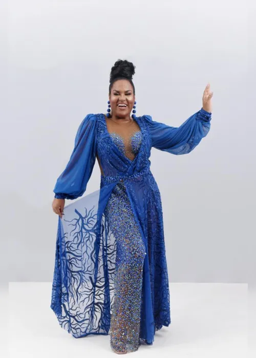 
			
				Pipa Brasey chega ao Brasil  para cantar o samba da Unidos de Bangu em ensaio técnico
			
			