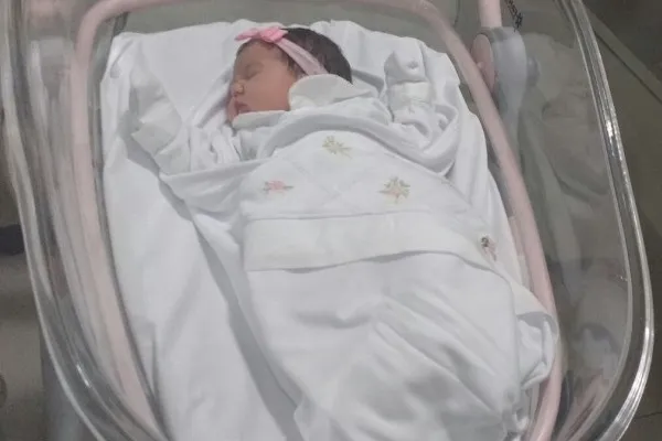 
				
					Bebê que nasceu na Santa Casa é o primeiro de 2016 em Maceió
				
				