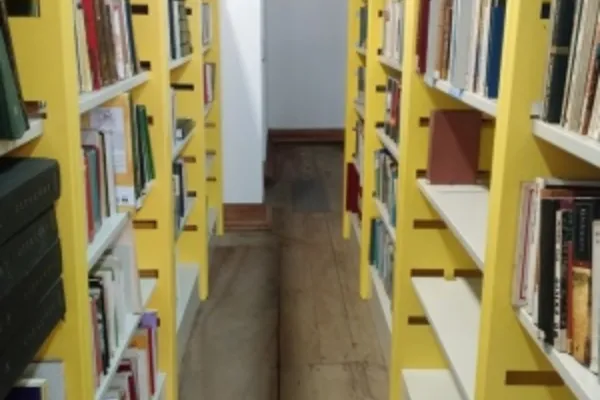
				
					Maceioenses só dispõem de uma biblioteca pública para pesquisas e leitura
				
				