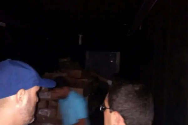 
				
					Operação em Maceió apreende toneladas de alimentos armazenados inadequadamente
				
				