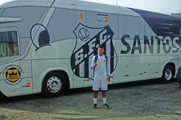 
				
					Adolescente alagoano é convocado para treinar nas categorias de base do Santos
				
				