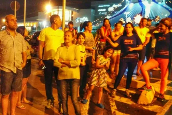 
				
					Confira fotos da passagem da Tocha Olímpica pelas cidades alagoanas
				
				