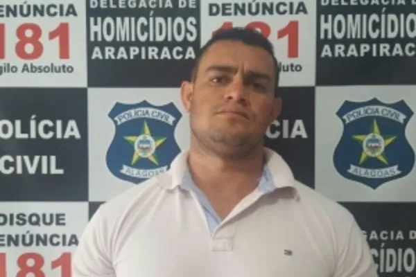 
				
					Operação prende seguranças municipais de Arapiraca suspeitos de homicídios
				
				