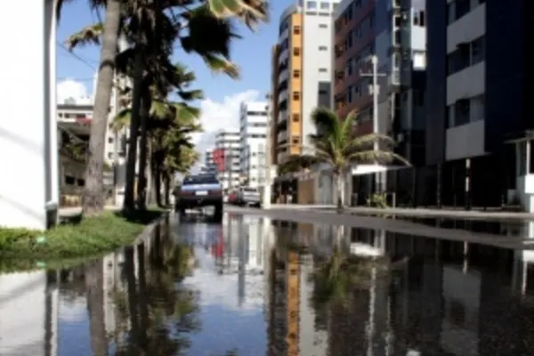 
				
					Alagoas perde 50% de toda água potável captada pelo sistema de abastecimento
				
				