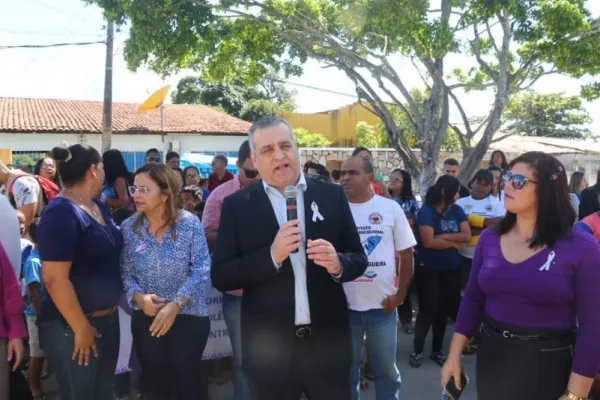
				
					Campanha em Alagoas visa estimular denúncias de violência doméstica
				
				