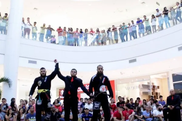 
				
					Desafio dos Marechais reúne destaques do jiu-jitsu em shopping da capital
				
				