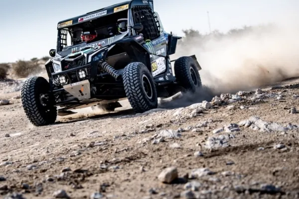 
				
					Brasileiros faturam a 1ª etapa do Campeonato Mundial de Rally Cross Country
				
				