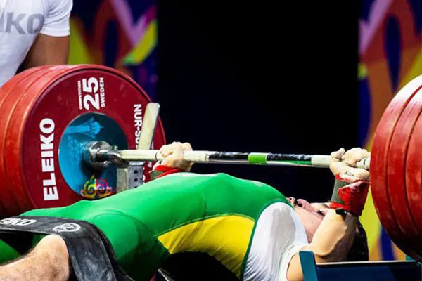 
				
					Brasileira luta por medalha no Mundial Paralímpico de Halterofilismo
				
				