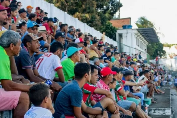 
				
					CSE e Penedense vencem na rodada de estreia da 2ª Divisão do Alagoano
				
				