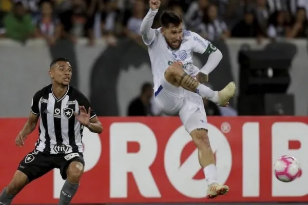 
				
					Derrota para o Botafogo deixa CSA com 73,5% de chances de rebaixamento
				
				