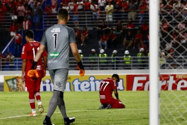 
				
					Ano histórico e de frustrações: como o futebol alagoano viveu 2019
				
				