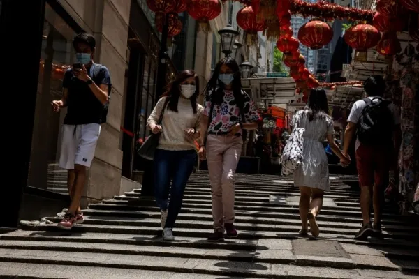 
				
					Reino Unido oferece receber quase metade da população de Hong Kong
				
				