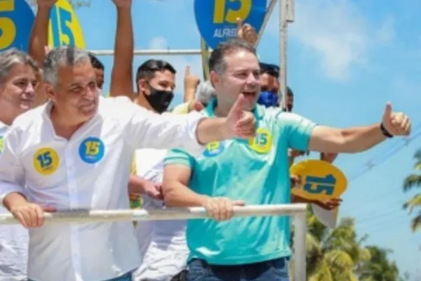 
				
					Eleições 2020: Candidatos encerram campanha com carreatas em Maceió
				
				
