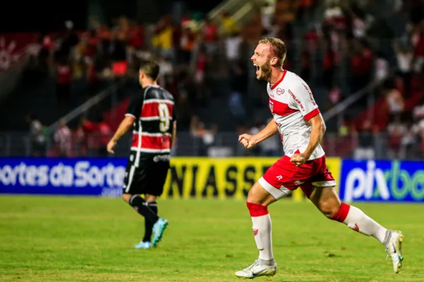 
				
					No Recife, CRB visita Sport pelas quartas de final da Copa do Nordeste
				
				