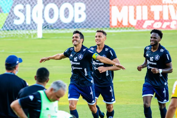
				
					Diego Torres marca no fim e CRB arranca empate com Remo na estreia pela Série B: 2 a 2
				
				