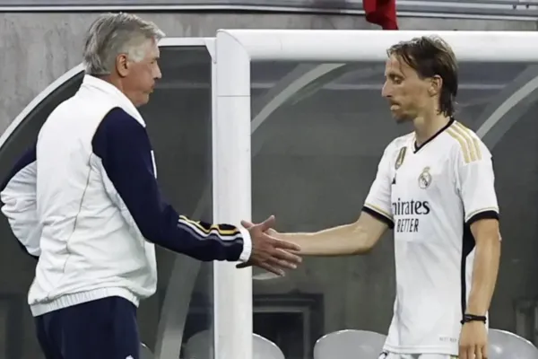 
				
					Carlo Ancelotti faz proposta inusitada a Luka Modrić
				
				