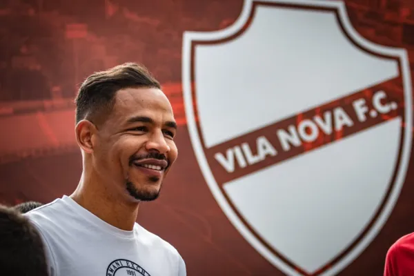 
				
					Fernando deixa Vila Nova e acerta com o Internacional
				
				