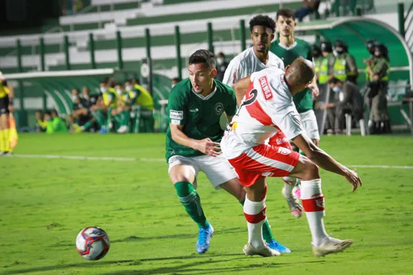 
				
					CRB perde para o Goiás e conhece sua primeira derrota na Série B: 1 a 0
				
				