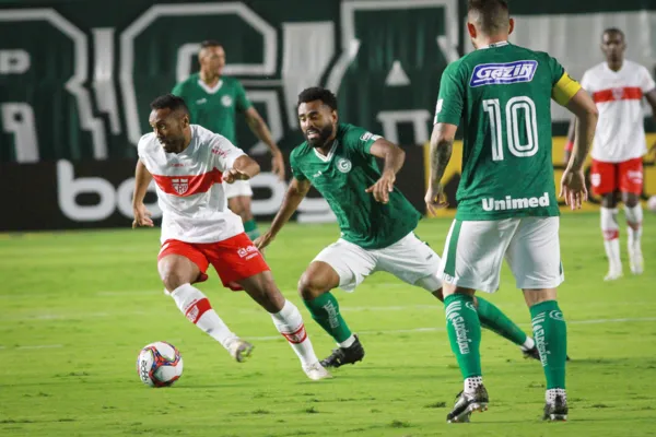 
				
					CRB perde para o Goiás e conhece sua primeira derrota na Série B: 1 a 0
				
				