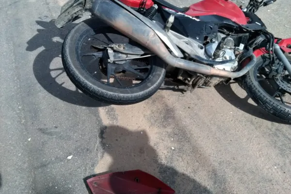 
				
					Motorista fica ferido após colisão entre carro e motocicleta em Marechal Deodoro
				
				