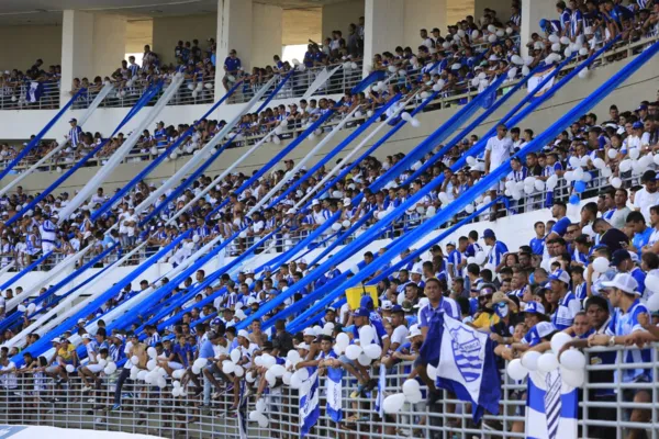
				
					CRB e CSA dependem de liberação para receber público nos jogos em Alagoas
				
				