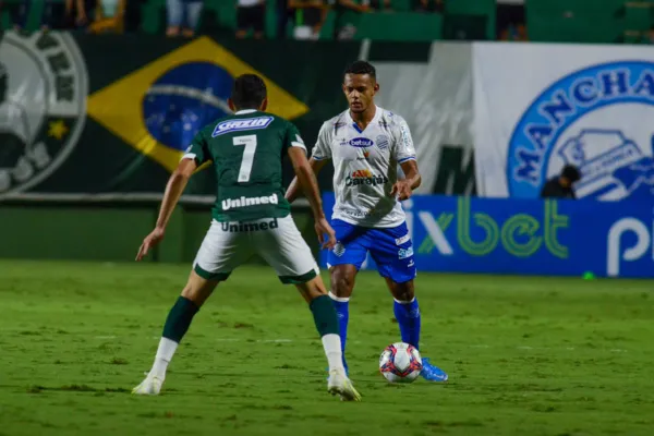 
				
					CSA perde confronto direto com o Goiás e tem série de seis jogos invicto interrompida: 3 a 1
				
				