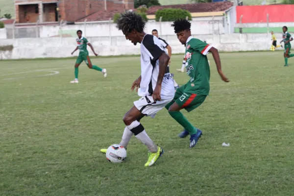 
				
					Após goleada, ASA recebe o Dínamo buscando tomar a liderança na Copa Alagoas
				
				