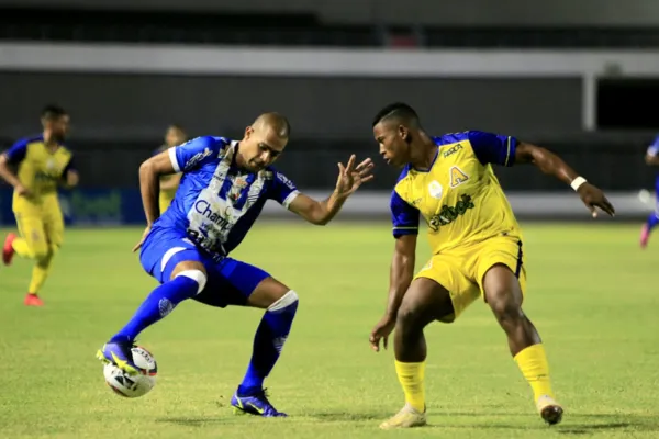 
				
					Na abertura do Campeonato Alagoano 2022, CSA vence o Aliança, no Estádio Rei Pelé: 3 a 1
				
				