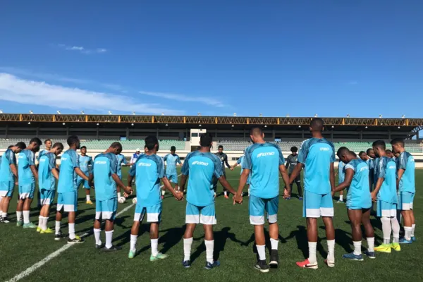 
				
					Dínamo e Desportivo Aliança se enfrentam buscando permanência no G4 da Copa Alagoas
				
				