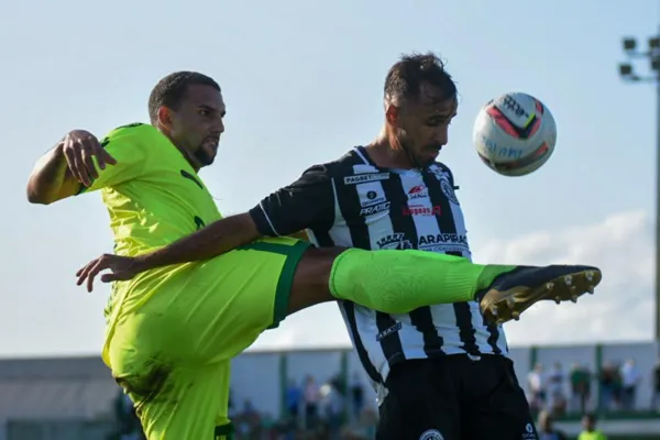 
				
					Em partida cheia de expulsões, Murici e ASA ficam no 1 a 1 pela Copa Alagoas
				
				